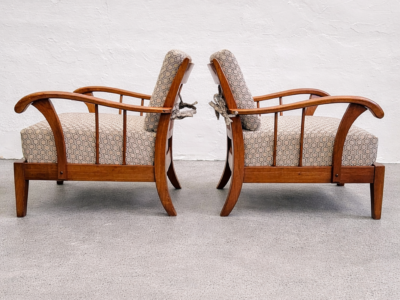 Austrian Early Mid-Century Lounge Armchairs in Solid Cherry Wood, Minotti Jacquard Upholstery, 1940s, Set of 2